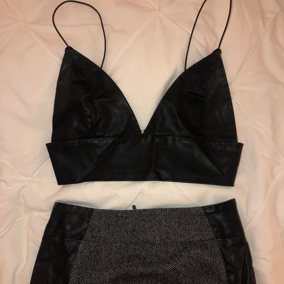 Faux leather crop top and skirt set - Picture 2 of 5